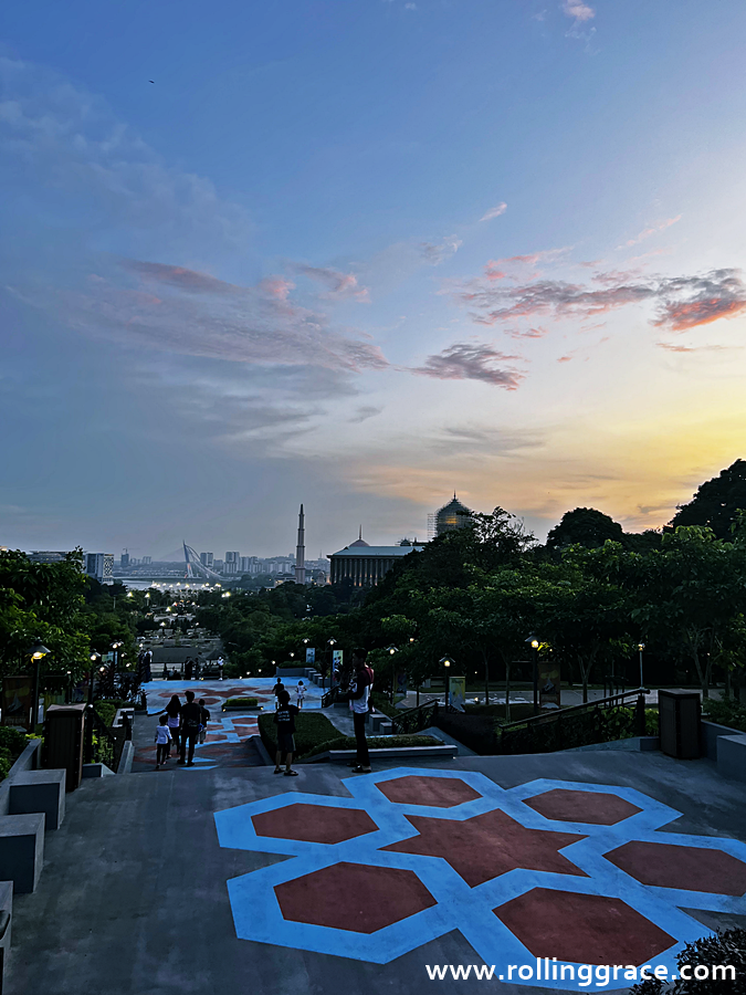 Taman Putra Perdana garden plaza and landscaped grounds in Putrajaya