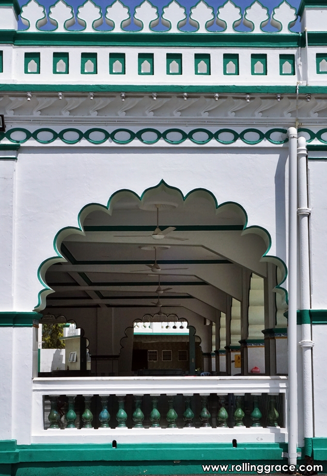 Masjid India Muslim Ipoh Perak: 7 Reasons to See the Mosque 5 Entrance design of Masjid India Muslim Ipoh