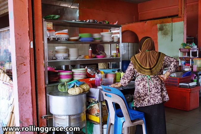 Local food stalls at Tanjung Dawai Kedah