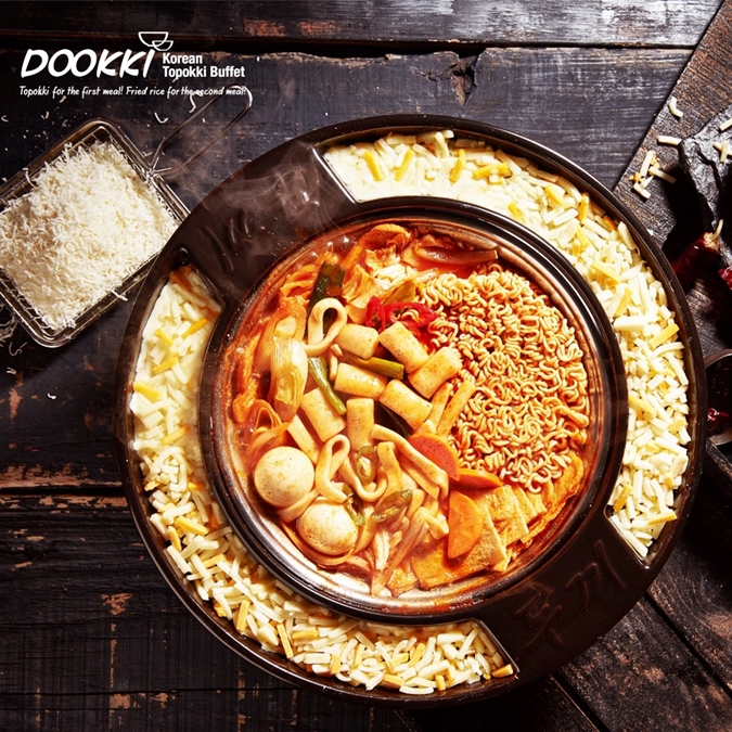 Dookki halal tteokbokki buffet in Kuala Lumpur with rice cakes and ramen