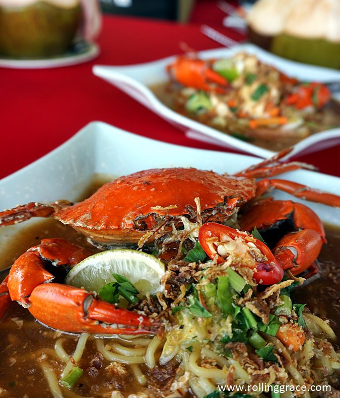 Plate of mee ketam with whole steamed mud crab at Crab Farm Langkawi, a must-try food experience in Langkawi