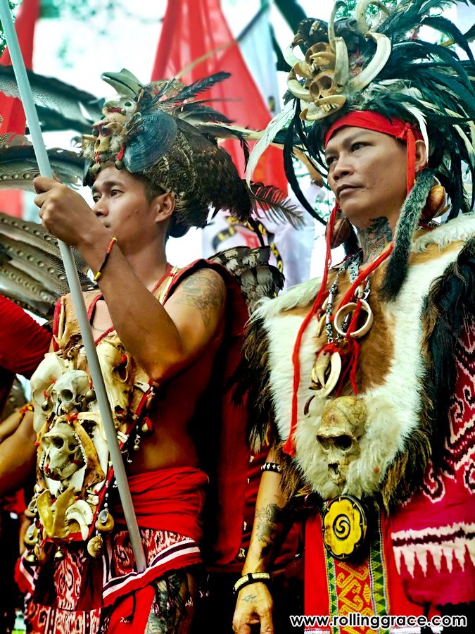 10 Best Things to Do in Mabul Island, Sabah You Must Try 3 Bajau dancers in traditional costume and headdress at Regatta Lepa festival, Sabah