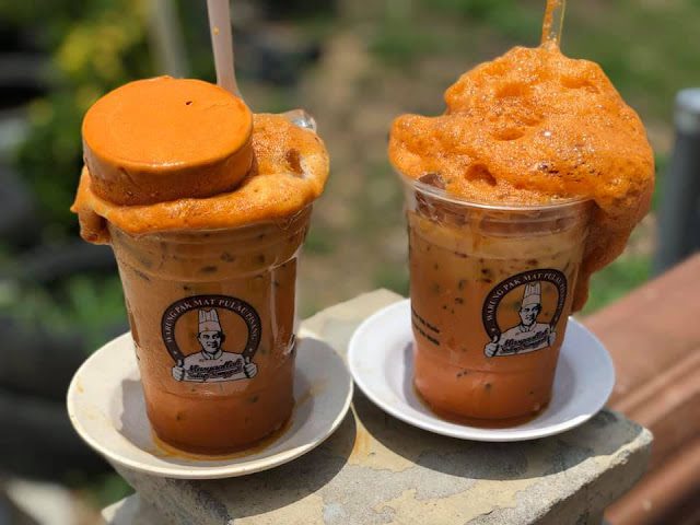 Two cups of Teh Beng Madu Float from Warung Pak Mat Pulau Pisang in Kota Bharu