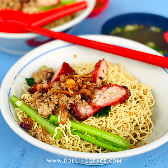 Kolo Mee with char siu, minced pork and fried shallots at Oriental Park, Lorong Gertak, Kuching, Sarawak