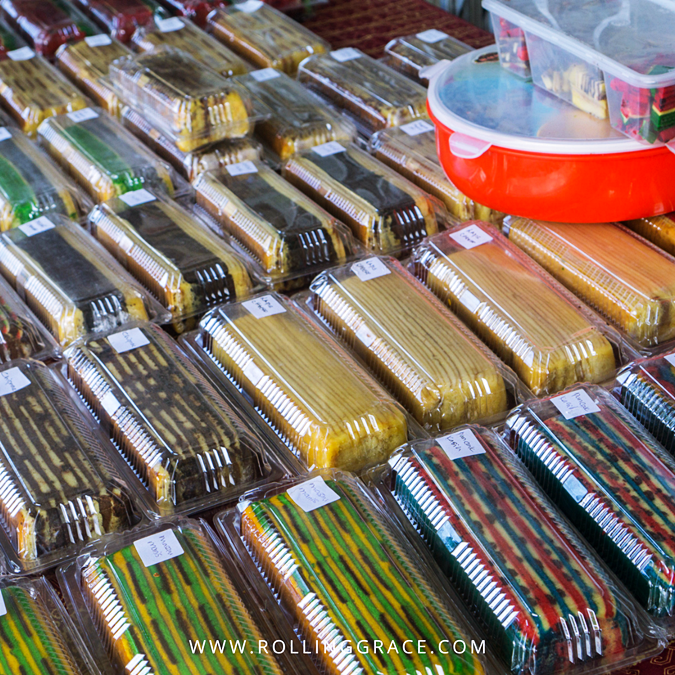 5 Best Markets in Miri, Sarawak Worth Visiting 5 Fresh local produce and wrapped goods on display at Tamu Muhibbah, Jalan Padang, Miri, Sarawak