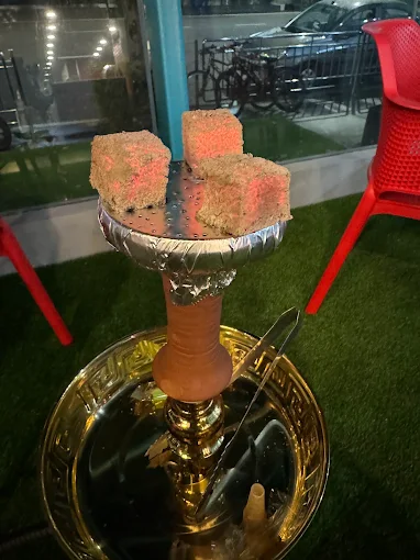 10 Best Shisha in Penang: Exciting Island Hookah Experience 7 Shisha pipe with coals at Zalqa Arabic Restaurant in George Town Penang