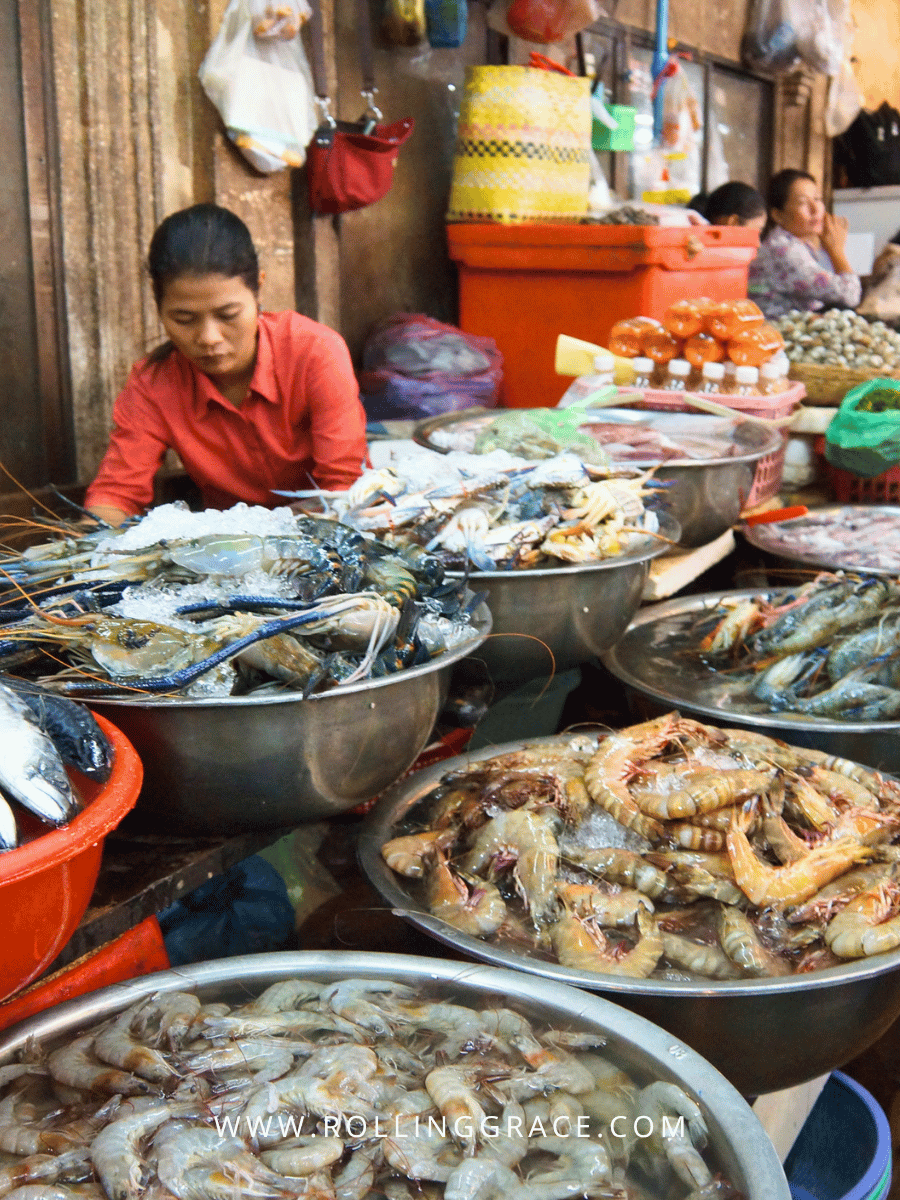 9 Best Vũng Tàu Attractions You Can't Miss in Vietnam 12 Fresh crabs prawns and fish on display at the Vũng Tàu Fish Market Vietnam
